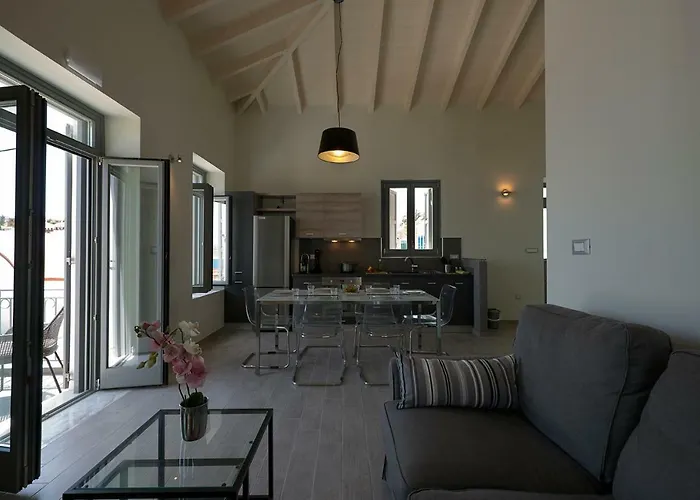 Apartament Kalypso Chalki Town